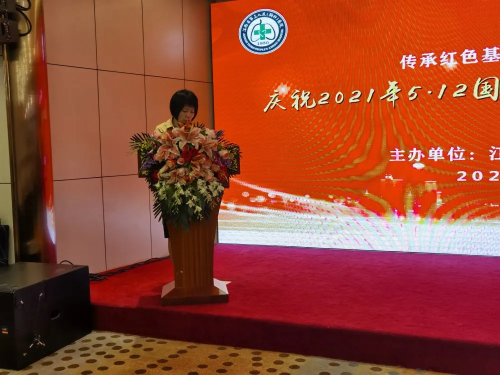 你未必光芒萬丈 但始終溫暖如初----省胸科醫(yī)院慶祝5.12國際護士節(jié)